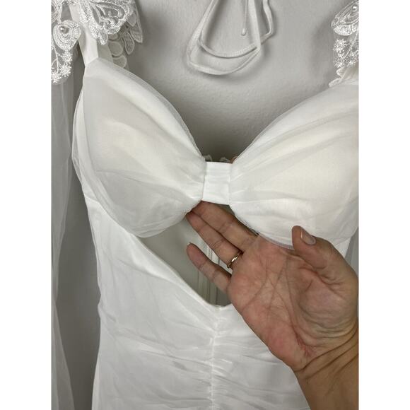 Women's Celeste Maxi Party Wedding White Dress Fashion Nova Size X-Small NWT - Picture 8 of 16